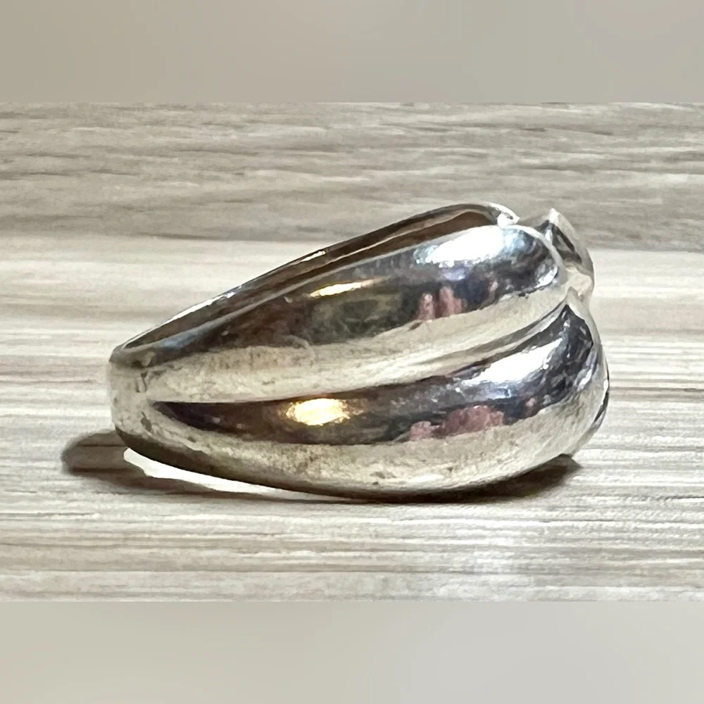 Vintage Designer Signed (M) Sterling Silver Smooth Knot Band Ring, Size 6, 4.6g